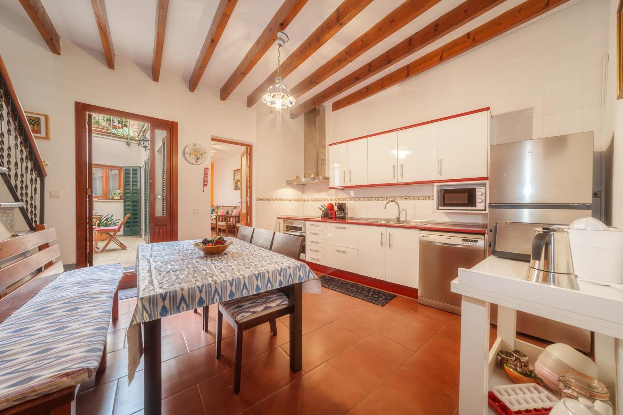 Sant Vicenc, Amazing House In For 6 Dom wakacyjny
